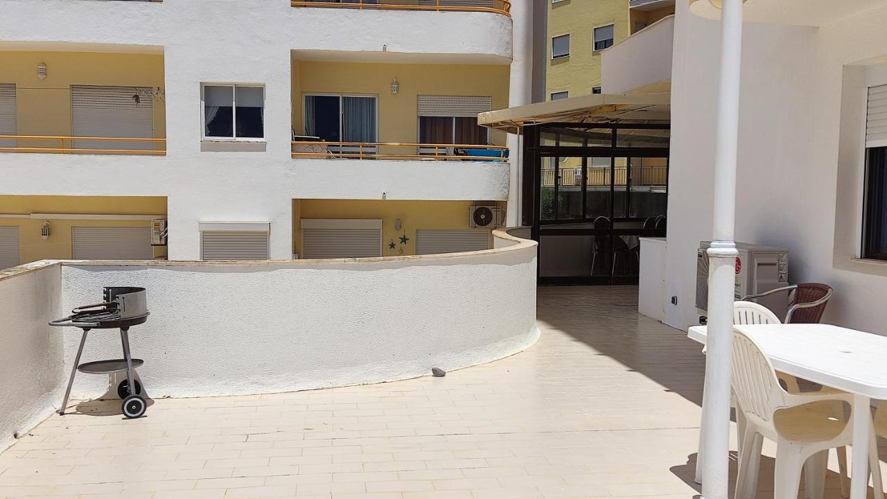 1 Torre Sol 2 - Casas & Papeis Apartment Armacao de Pera Exterior photo